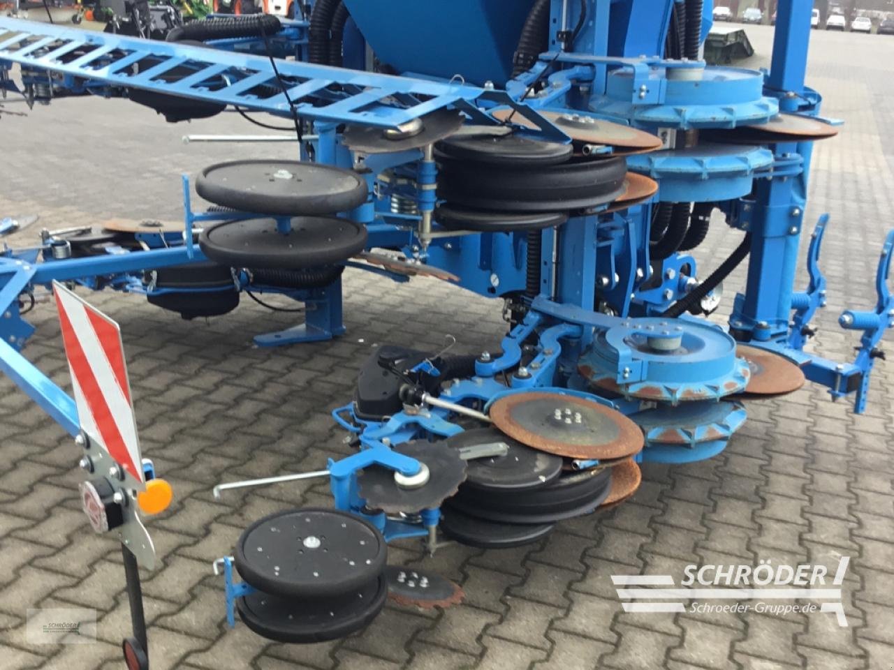 Einzelkornsägerät des Typs Lemken AZURIT 9 | DEMOMASCHINE | NUR 131 HEKTAR, Gebrauchtmaschine in Lastrup (Bild 3)